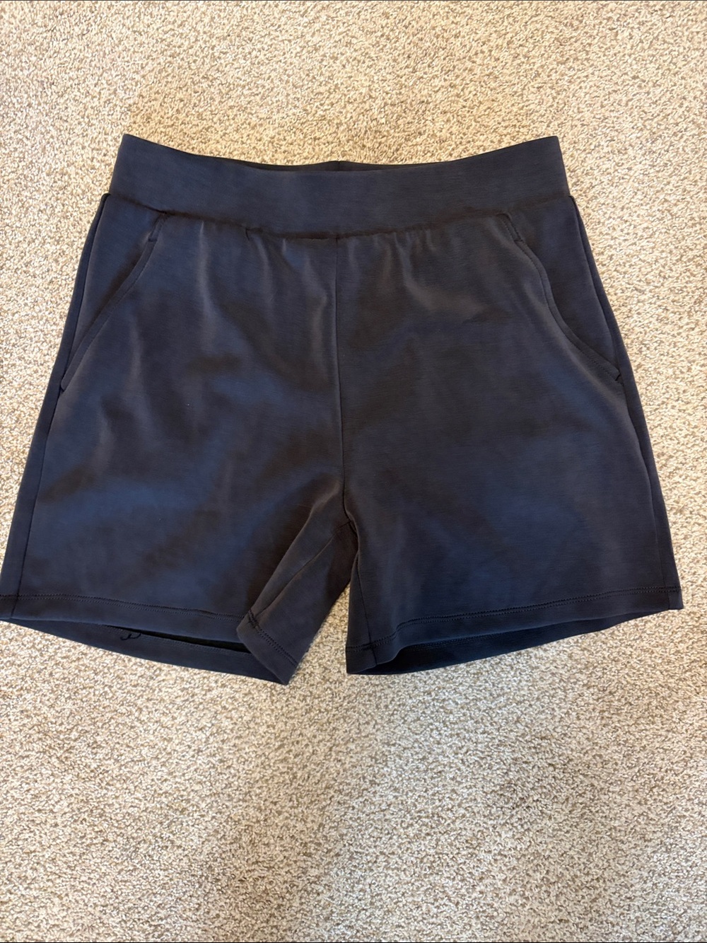 Women’s charcoal Casual Pull-On Shorts